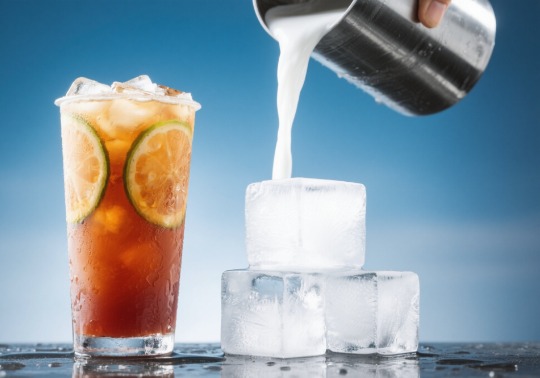 晶源冰业冷藏车配送食用冰，品质新鲜不融化